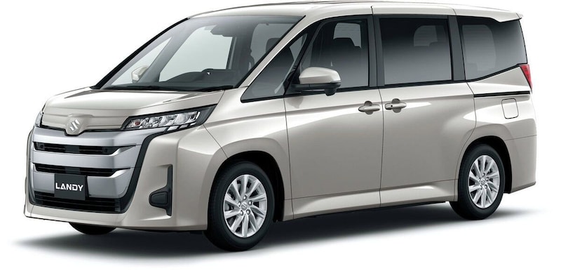 2022年7月に登場した現行4代目ランディ。日産 セレナからトヨタ ノアにOEM先が変更された