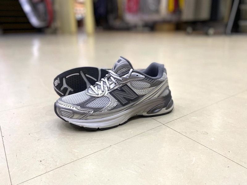 New Balance U2010