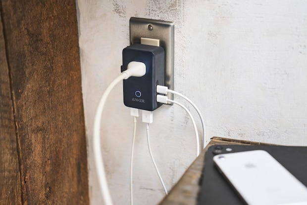 アンカー・ジャパン Anker Nano トラベルアダプタ（5-in-1, 20W） ￥3,990