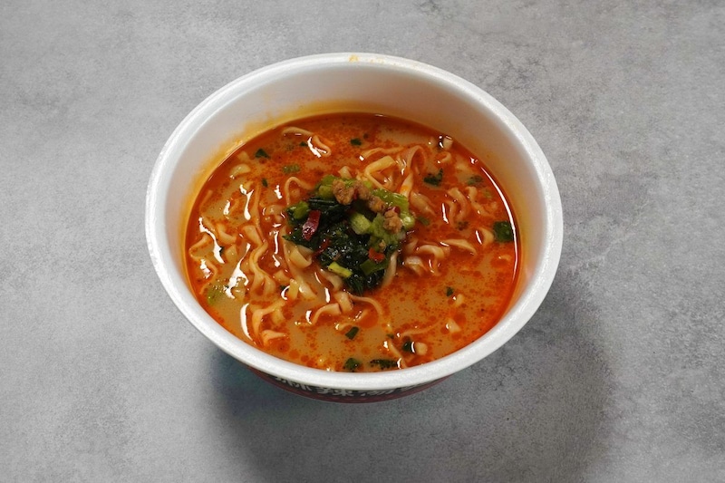 「世界の味麺めぐり 麻辣湯麺」は五香粉の香りが強い