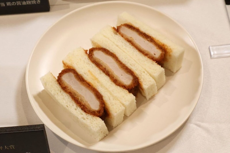 [とんかつ まい泉] ヒレかつサンド