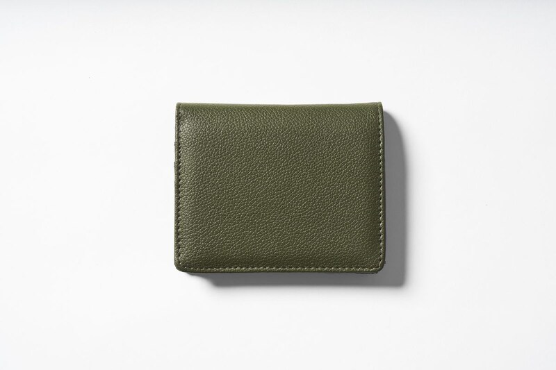 64052 シュリンクタッチスリム財布 約W10×H12cm¥980