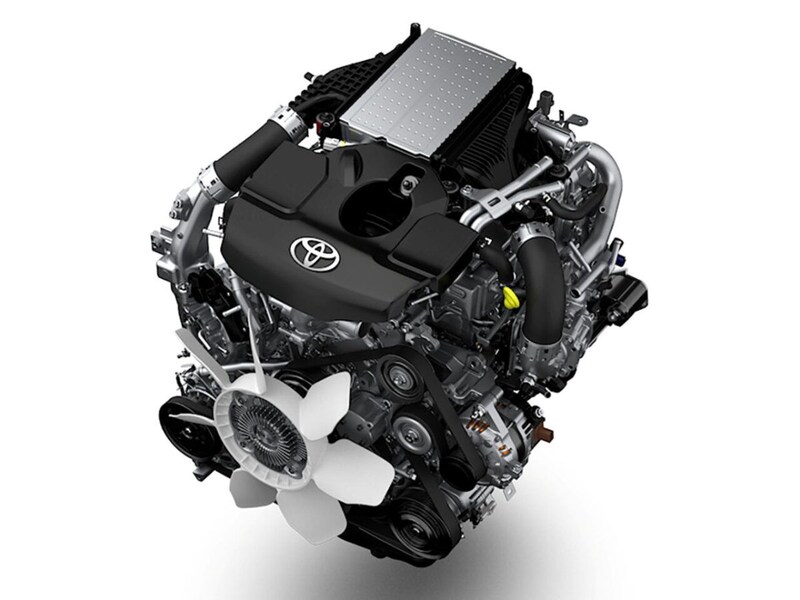 パワートレーンは、2.8L直4直噴ディーゼルエンジン「1GD-FTV」に6速AT&パートタイム4WDシステムを組み合わせる