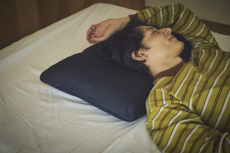 首の屈曲角度が小さくなり呼吸が深くなる