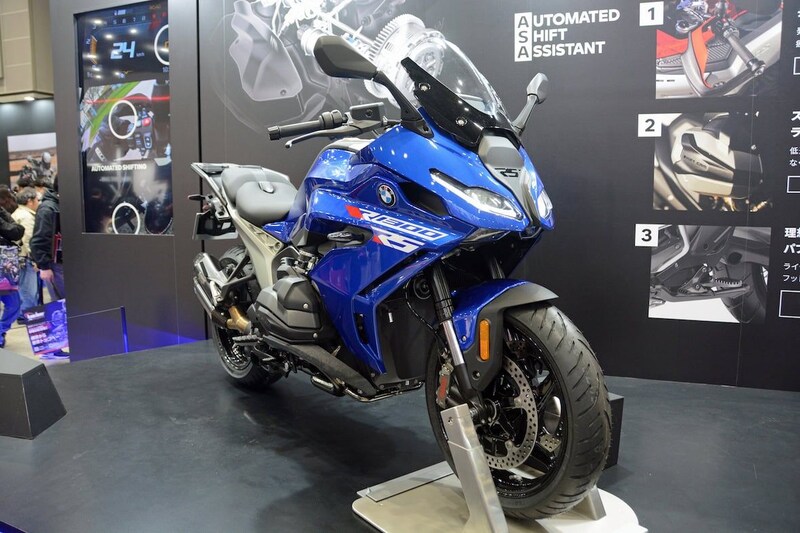 先進のASA機能を搭載するBMWのスポーツツアラー「R1300RS」