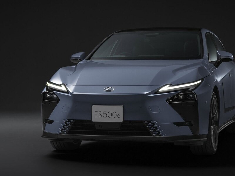 新型ESからはじまるLEXUSの新たなデザインを体現