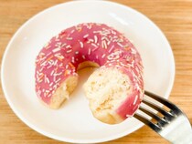 【業スーなら1個約100円!?】見つけたら即買い推奨！マニアガチ推しの「冷凍ドーナッツ」全3種コンプリート実食レビュー