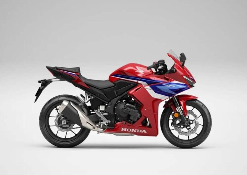第3位　【ホンダ新型バイク】クラッチ操作不要で変速できる「E-Clutch」が400ccに！CBR400RとNX400が買いだ