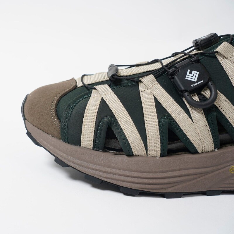 【わずか2秒で極上のフィット感】義肢装具士の知見とVibramソールを凝縮した、シャカの販路限定「WALCORE VB」が歩行の常識を変える
