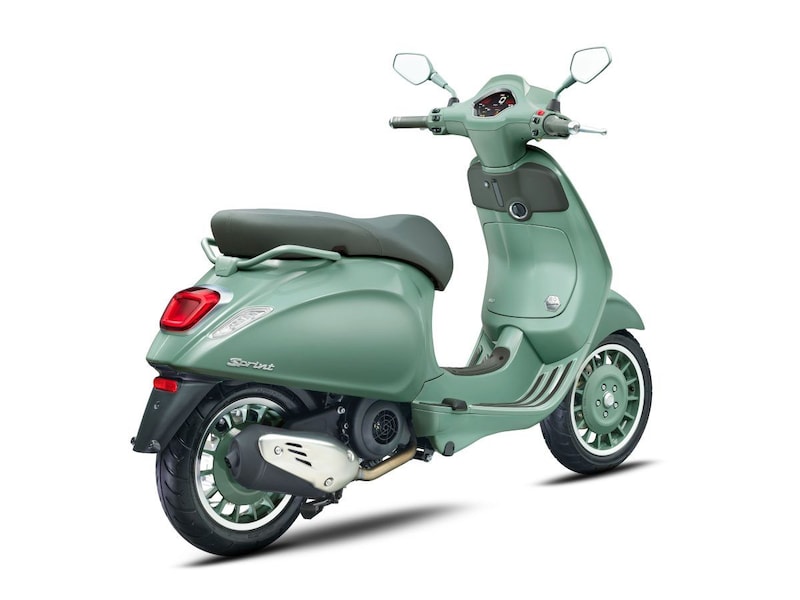 「VESPA Sprint 180 80TH」のリヤビュー