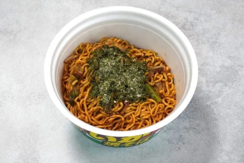 復活のスーパーカップ「いか焼そば」が強烈！、世界的トレンド!?“スワイシー味”の辛ラーメン…ほか【カップ焼きそばの人気記事ランキングベスト3】（2026年5月版）