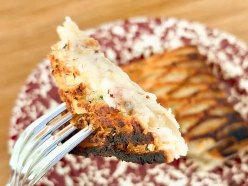 第1位 【業務スーパーで発見】フランス直輸入「惣菜パイ」が激ウマだった!焼くだけで超本格的なサクサク冷凍パイ3種を味くらべ、グルメライターが徹底レビュー