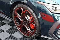【潜入レポ】日本にたった300台の世界初公開モデルも！VWゴルフ「GTI」誕生50周年祭で愛される理由が判明