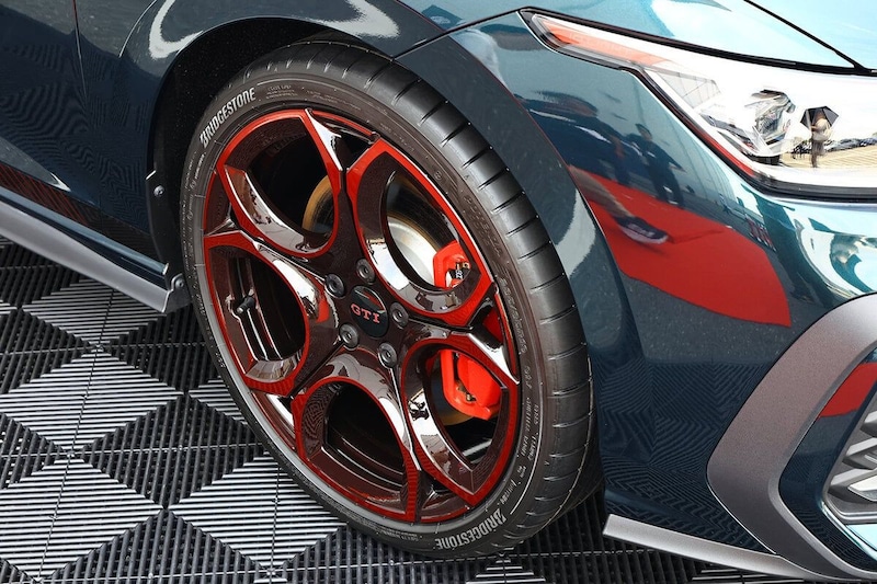 【潜入レポ】日本にたった300台の世界初公開モデルも!VWゴルフ「GTI」誕生50周年祭で愛される理由が判明