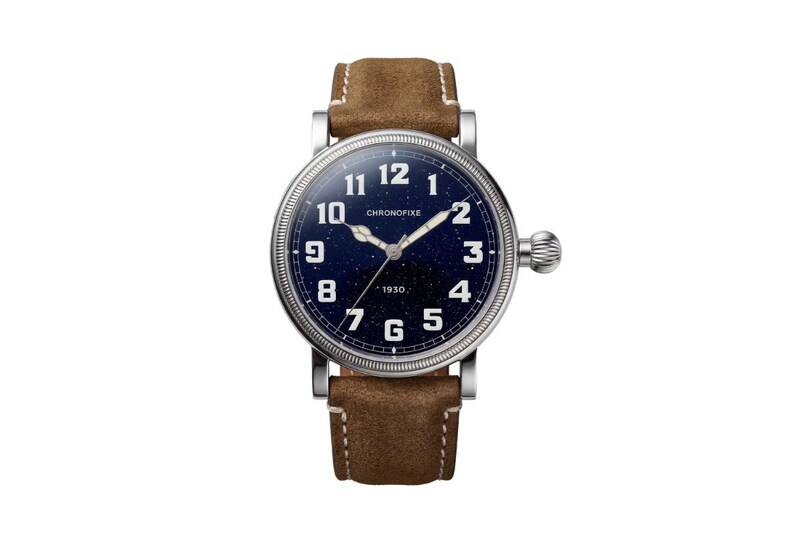 クロノフィックス「1930 CFX-AER-004」￥55,000／クオーツ／42㎜径／10気圧防水