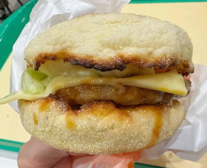第1位　【マクドナルド新作が神だった】北海道じゃがチーズ、博多明太バター…激ウマ「ご当地マック」全5種を一足先にグルメライターが食べ比べてみた