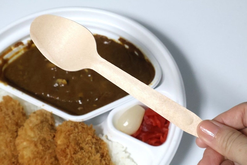 付属のスプーンは使いづらかった