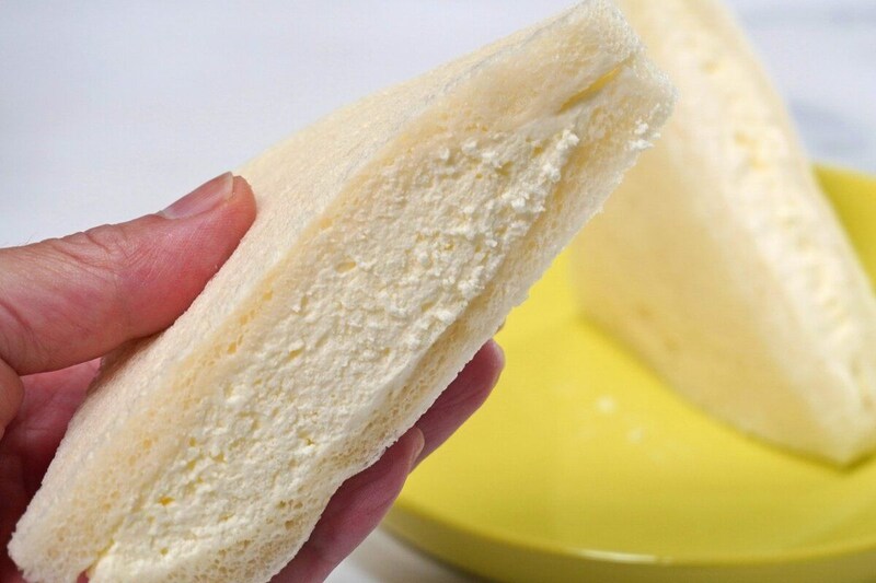 パンはしっとり食感