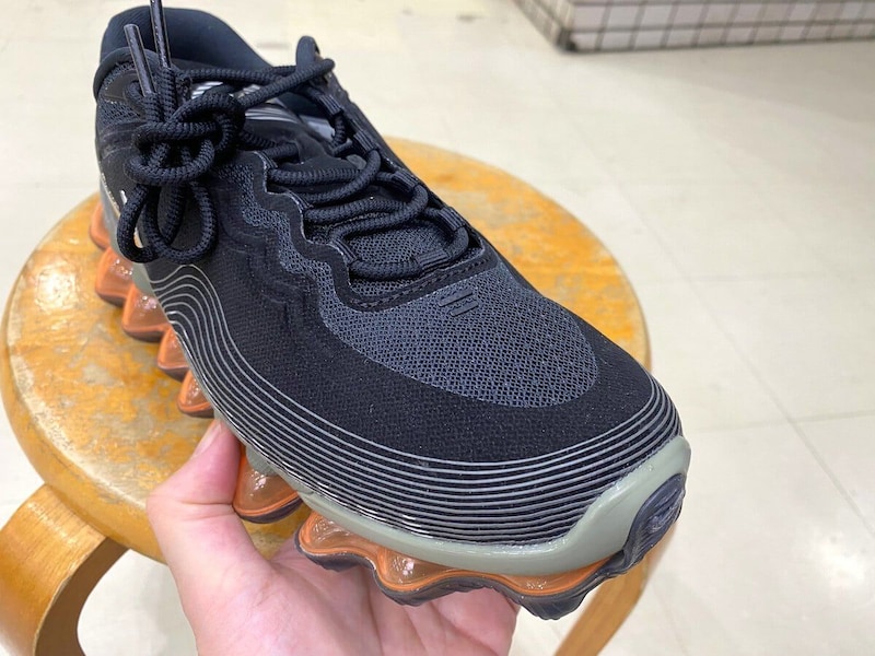 NIKE AIR LIQUID MAX