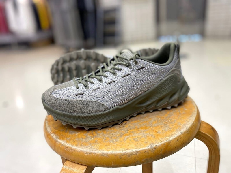 KEEN JASPER ZIONIC "Eighteen East"