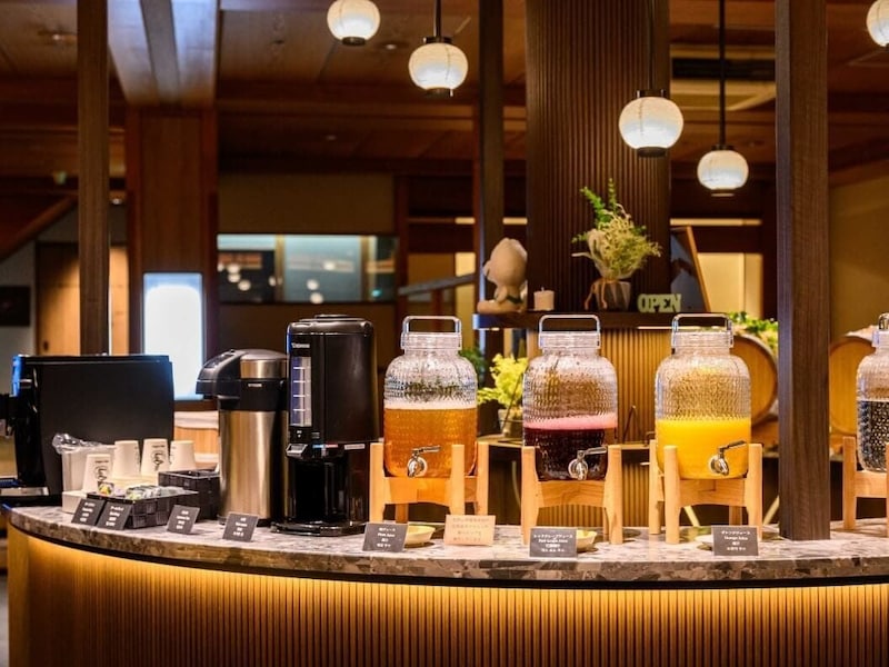 山水館 川湯みどりや、リニューアルしたロビーラウンジ