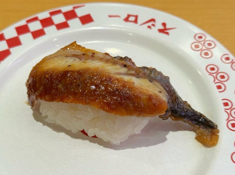 【110円は正直バグ】スシローが夏休みも太っ腹!破格大切りサーモン&うなぎを実食。暑さ吹き飛ばす旨辛メニュー、名店監修の担担麺もヤバすぎた