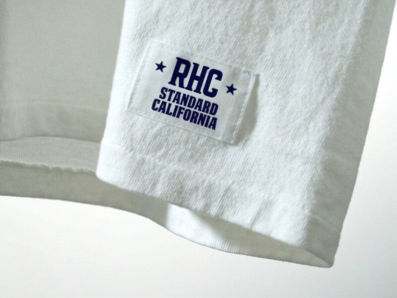 【普通のTシャツに飽きてない？】経年変化も楽しめる！スタンダード カリフォルニア×RHC ロンハーマンの別注フットボールTが“大人の夏”を救う