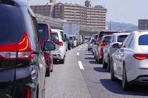 【1位はぶっちぎりでタイヤ】長距離ドライブが増える今こそ見直したい。JAF出動データに学ぶ、重大トラブル回避の「実は簡単な」セルフメンテ術