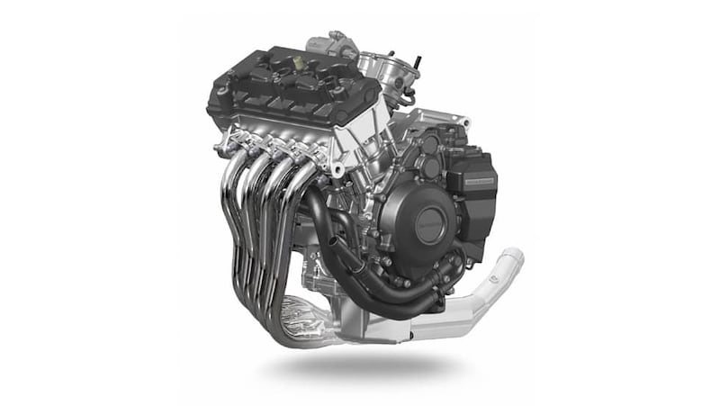 新設計となる399ccの水冷・4ストローク・DOHC・直列4気筒エンジンを搭載