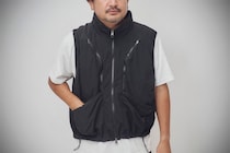 【究極の着るクーラー】ペルチェ×ファンで圧倒的！スノーピークの冷却ベストを編集長が徹底レビュー。炎天下でも“寒さ”を味わえる本気のギア『コレ買いです』Vol.172