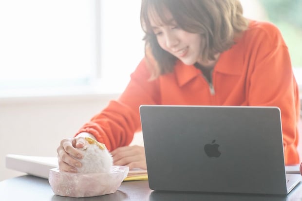 AIは見えないところで暗躍し、いろんなところに浸透してますが、この「Fuzozo」はぬいぐるみ型AIペットで、目に見える存在です