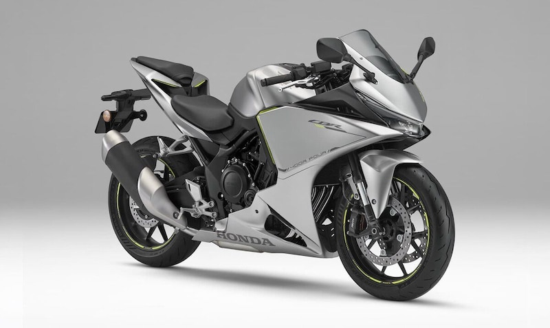 【直4×クラッチ不要】ホンダの次世代バイクが楽しすぎる！初心者からベテランまで“走る歓び”を味わえる「CBR400R FOUR E-Clutch」を徹底解説