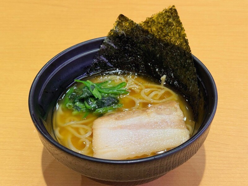 家系風!豚骨醤油ラーメン