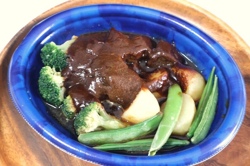 ワンプレートですがお肉も野菜もたっぷり食べることができる