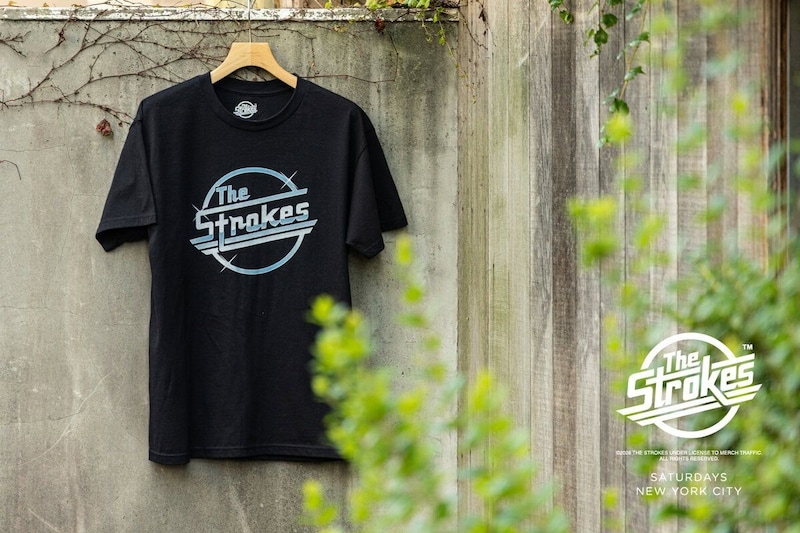 【ロックファン必見】ザ・ストロークスとSaturdays NYCがコラボ、Tシャツ&キャップを発売