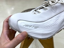 【名作スパイク“F50”が街履きに】アディダス×アルテ アントワープの限定作！シワ加工レザーが映える注目作をエディターが試し履き