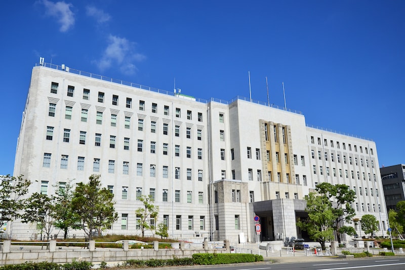 『女子中学生に性的暴行』、「机を蹴り倒す・椅子を投げる」など… 大阪府【6人の教職員】を懲戒処分