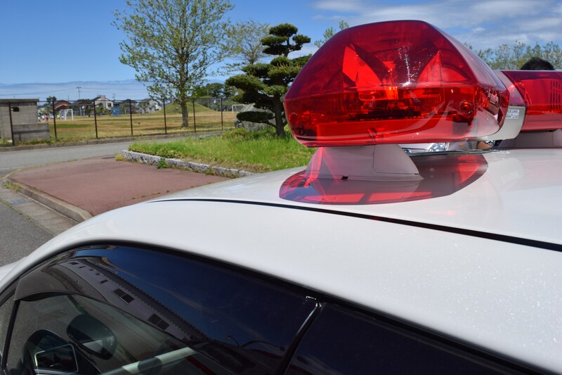 男子中学生(15)逮捕　学校で教師に『顔面パンチ』　生徒は「先生の足を蹴ったりしたが…」