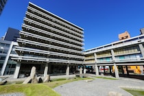 車内で『女性の顔』などを叩く暴行　市立中学校教諭(29)逮捕＆減給処分　女性は【顔面打撲】のけが