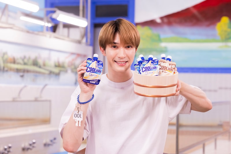 ジェシー銭湯で「キモティィィ〜！」連発！双子おじさん妖精と共演、「うジェシー」な新動画公開