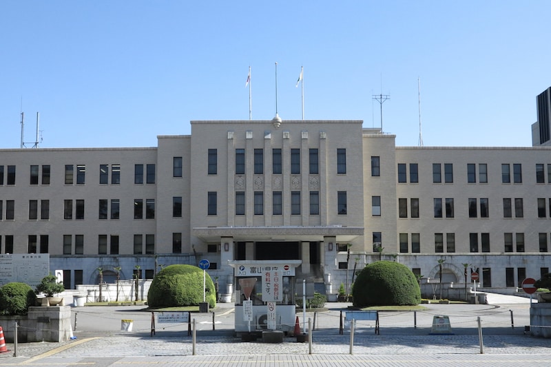 複数の生徒を『投げ倒す・平手で叩く』 中学校教諭(57)懲戒処分 教諭は「反省している」