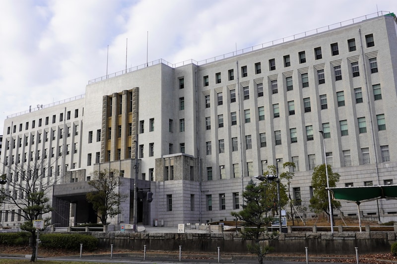 『裸盗撮&児童ポルノ100本以上所持』、自宅で覚醒剤注射、生徒のTシャツ窃盗など… 大阪府が【6人の教諭】を処分