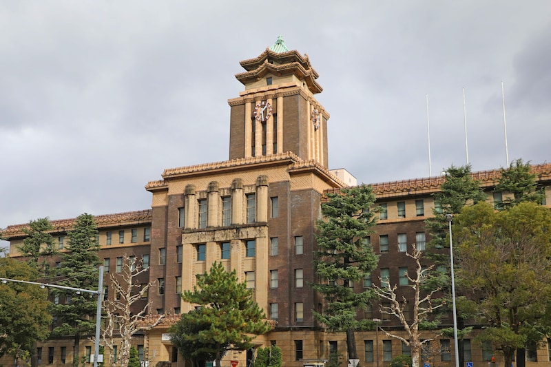 【児童27人分の顔写真入り】 『デジカメ紛失』 市立小学校教諭(20代)の「引き出しから消える…」