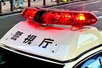 『女性の尻＆下着』盗撮　私立中学校教師(32)逮捕　教師は「学校で100回ほどやった…」