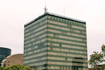 駐車場で『下半身露出』中学校教頭、大麻使用・小学校教師、【性的関係】を「しつこく聞いた」教諭などを懲戒処分