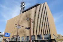 密室で生徒を『抱き寄せて頭なでなで』　県立高校教諭(20代)懲戒免職　校長が注意しても従わずに…