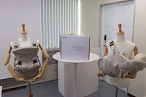 アップリカが本気の抱っこひも！新生児〜3歳まで1つで完結、フラッグシップモデル発売