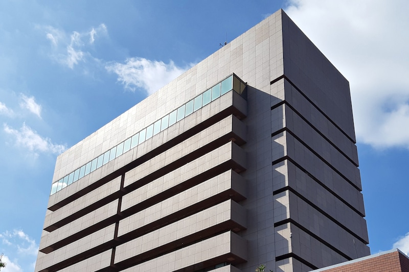 市長と『ラブホ密会』男性職員(54) 【停職6か月】の懲戒処分 ネットは「なんかモヤモヤ感が残る…」