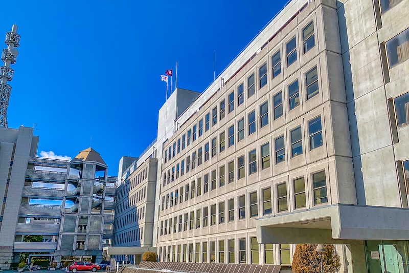 ホテルで『女子生徒と添い寝』 さらに「わいせつ行為」も… 府立高校職員(33)懲戒免職