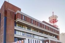 路上で女性に『無理やり・わいせつ行為』　市職員(51)逮捕＆停職処分　職員は「(被害女性と)マッチングアプリで知り合った」